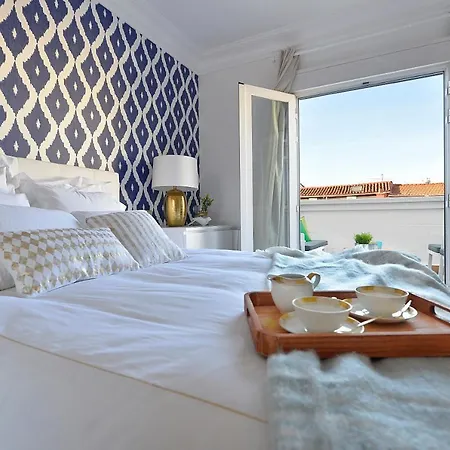 Homeabout Puerta Del Sol Premium