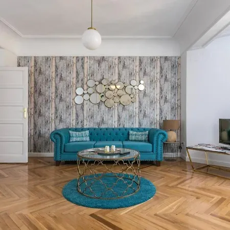 Homeabout Luxury Gran Via House *