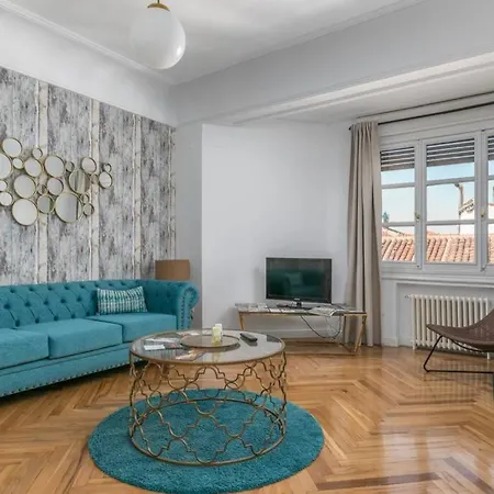 Apartment Homeabout Luxury Gran Via House