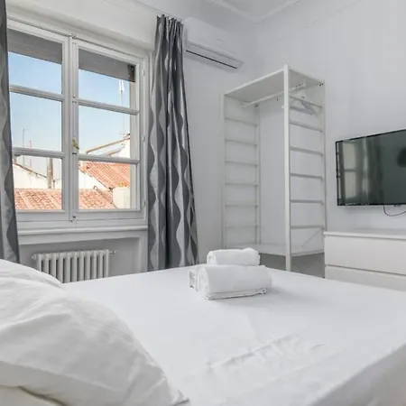 Apartment Homeabout Luxury Gran Via House *