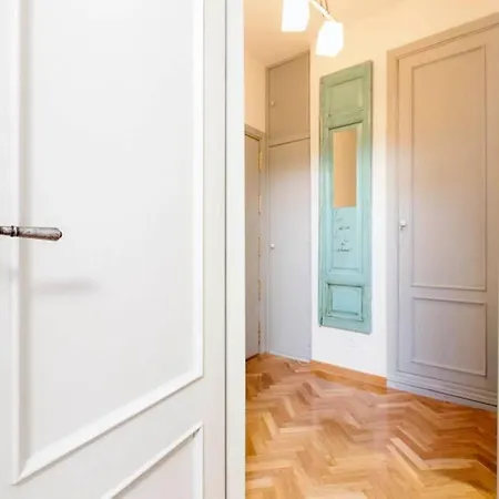 Homeabout Lavapies Ii Apartment Madrid