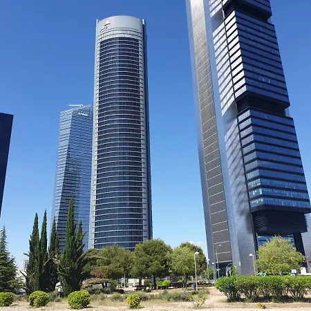 Apartment Bonito Apto Cinco Torres Plaza Castilla *