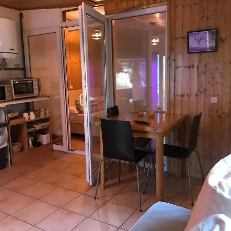 Holiday home Jara Y Enebro