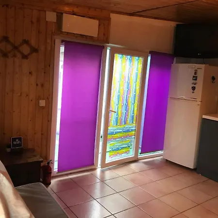 Holiday home Jara Y Enebro *