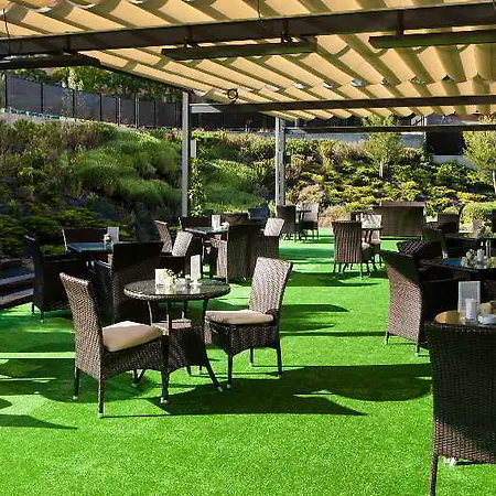 Hotel Nh Ribera Del Manzanares 4*
