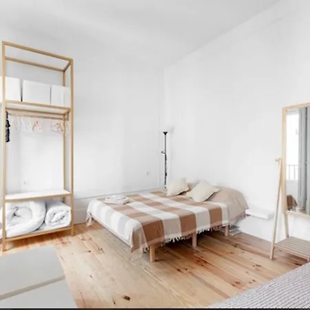 Apartment Five Balconies By Gran Via *