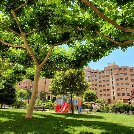 Residencial En Alquiler De Corta No Turistico