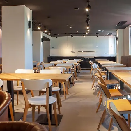 Vertice Roomspace 3* Madryt