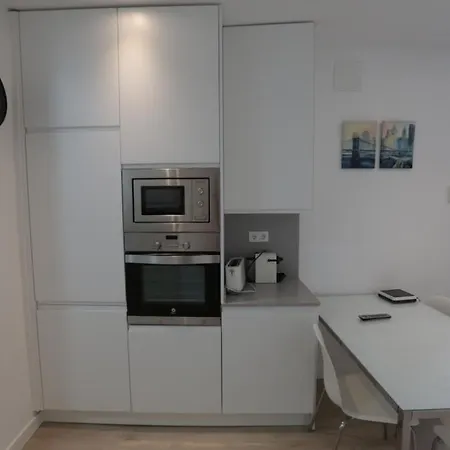 Apartment Infantas Zona Centro Madrid