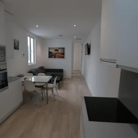 Infantas Zona Centro Апартаменты *