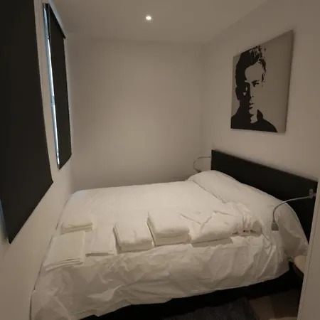 Apartment Infantas Zona Centro Madrid