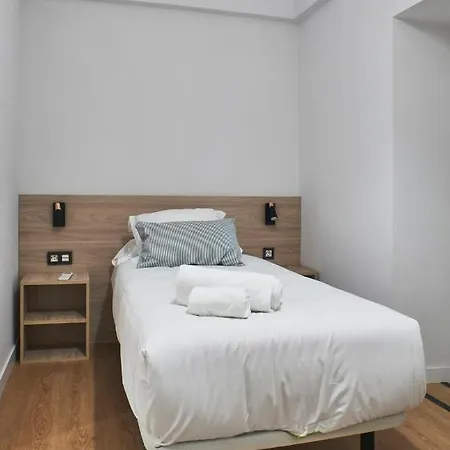 Slow Luchana Apartment Madrid