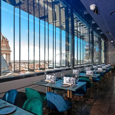 Smartrental Collection Gran Via Centric Aparthotel 4*
