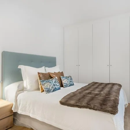 Charming 1-bedroom In Stylish Retreat For 2, Alonso Martinez I Madrid