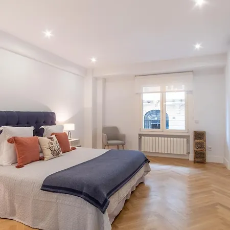 Retiro Deluxe Apartment *