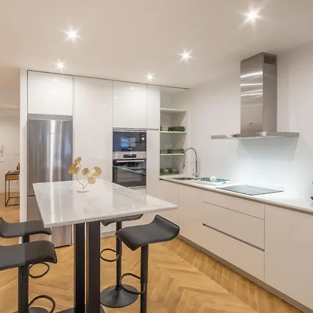 Retiro Deluxe Apartment *
