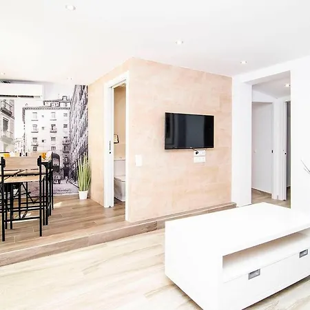 Center Next Plaza Mayor By Batuecas *