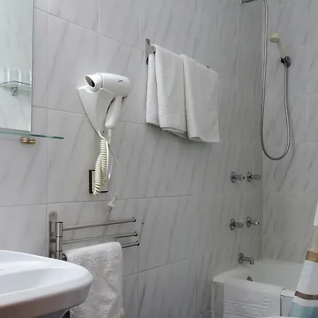 بيت ضيافة هوستال سيرفانتيس مدريد