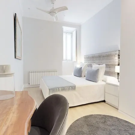 Apartment Apartamento Para 4 Barrio La Latina Iv Madrid