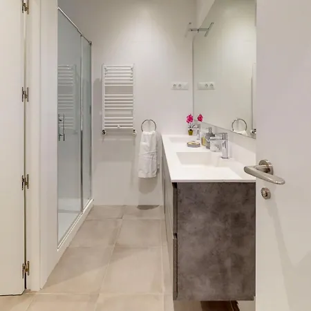Apartamento Para 4 Barrio La Latina Iv Apartment *