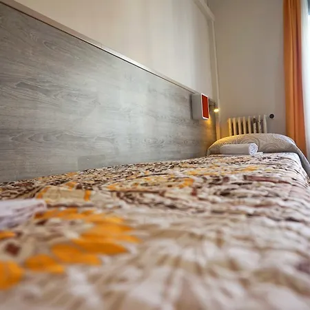 Muchomadrid Hostel