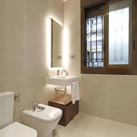 Apartment Reina Sofia Boutique Ii Madrid