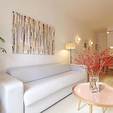 Apartment Reina Sofia Boutique Ii Madrid