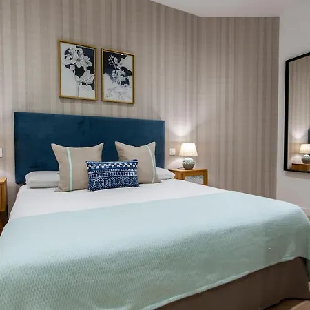 Coqueto Y Centrico En Apartment Madrid
