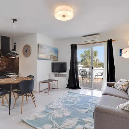 Calle Tanger, Oasis De Capistrano *
