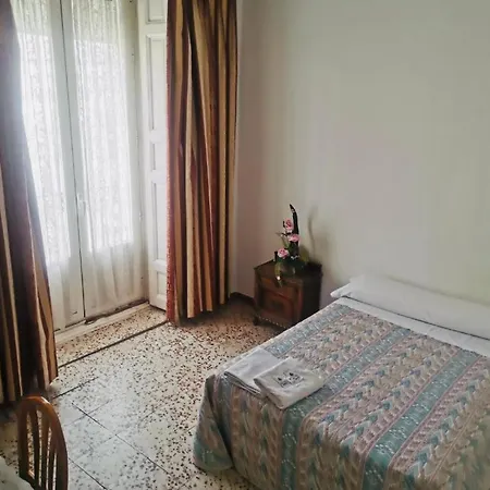 Casa De Huespedes Cañizares