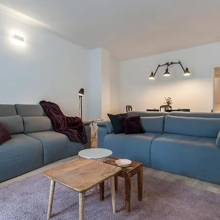 Apartment Hellenhost - Gran Via Madrid