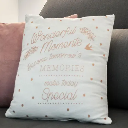 Hellenhost - Gran Via Apartment Madrid