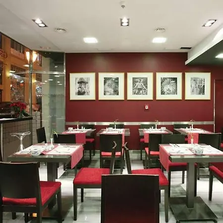 Avenida Gran Via Hotell 3*