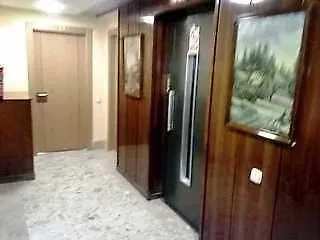 Uve Marcenado Μαδρίτη