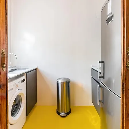 Bright Penthouse With Terrace In Center Apartment *
