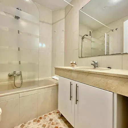 Charming Cozy Malasana Apartment Madrid