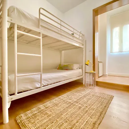 Charming Opera Apartment