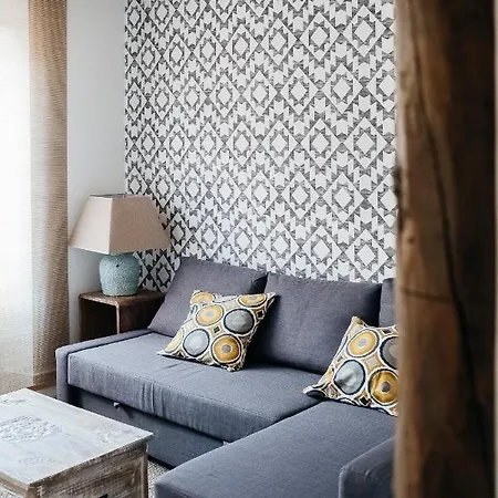 Homeabout San Bernardo Ii Apartment