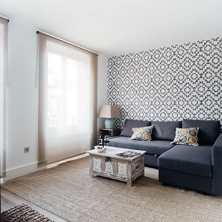 Apartment Homeabout San Bernardo Ii Madrid