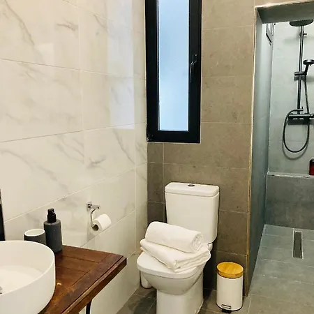 Luxury, Private Wellness In Prado Museum New Aug21 Apartment *