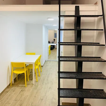 Piso Centrico Y Funcional Apartamento