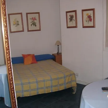 Puerta Del Sol 2*
