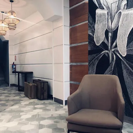 Otel Ateneo Puerta Del Sol 3*
