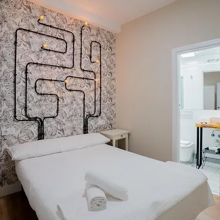 Comfy 2 Bedroom 2 Bathroom Next To Gran Via Apartment Madrid