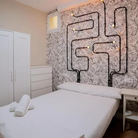 Comfy 2 Bedroom 2 Bathroom Next To Gran Via *