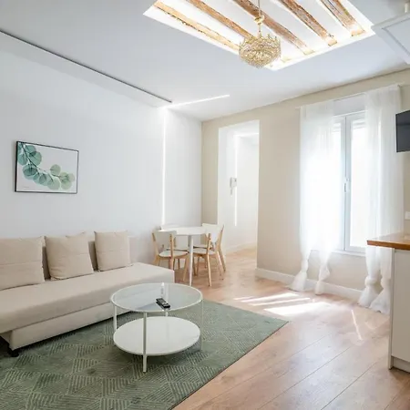 Apartment Comfy 2 Bedroom 2 Bathroom Next To Gran Via *