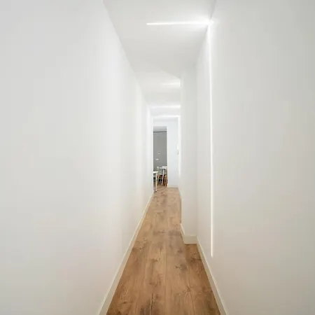 Comfy 2 Bedroom 2 Bathroom Next To Gran Via Apartment Madrid