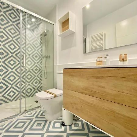 Charming Puerta De Toledo Iii Apartment *