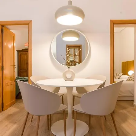 Coqueto Piso En Madrid/atocha. 4 Personas 2 Hab *