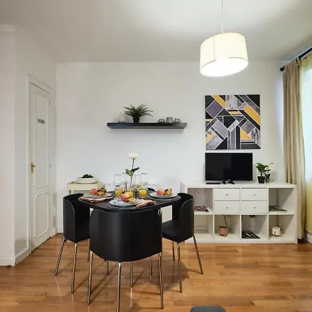 Apartment My - Beautiful At Salamanca *